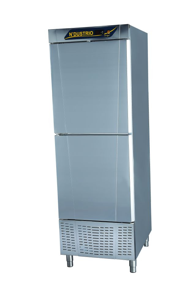 CPG-102-DF2Z UPRIGHT GASTRONORM REFRIGERATOR 2 HALF DOORS-TWO ZONES WITH DOUBLE FAN